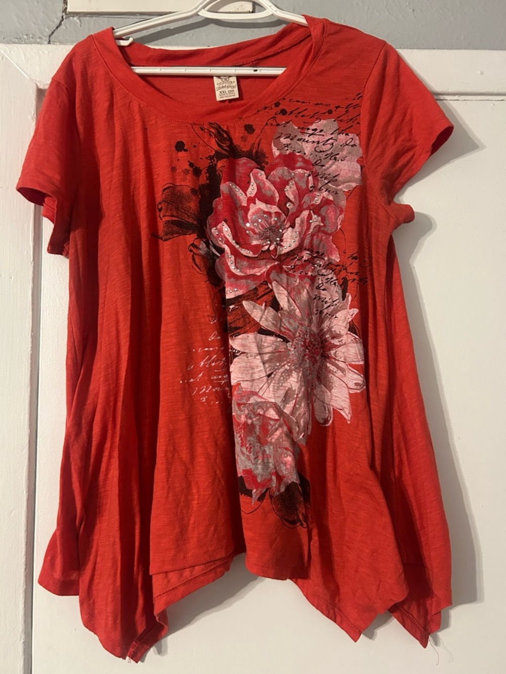 Faded Glory Red Floral Short Sleeve Tunic